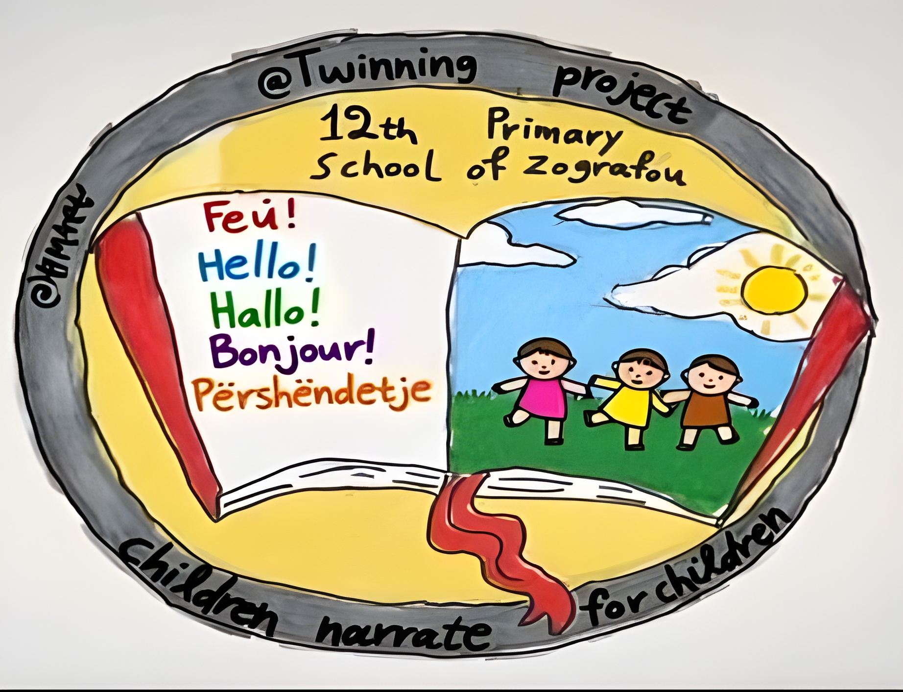 Ilustrație tip siglă pentru proiectul eTwinning al Școlii Primare Nr. 12 din Zografou, care conține, în centru, o carte deschisă, pe pagina stângă apar saluturi în mai multe limbi, „Fei!”, „Hello!”, „Hallo!”, „Bonjour!”, „Përshëndetje”, pe pagina dreaptă sunt desenați trei copii ținându-se de mână pe iarbă, sub un cer albastru cu soare și nori, iar în jurul imaginii, într-un chenar oval, sunt textele, în limba engleză, „eTwinning project” (Proiect eTwinning), „12th Primary School of Zografou” (Școala Primară a XII-a din Zografou) și „Children narrate for children” (Copiii spun povești pentru copii)